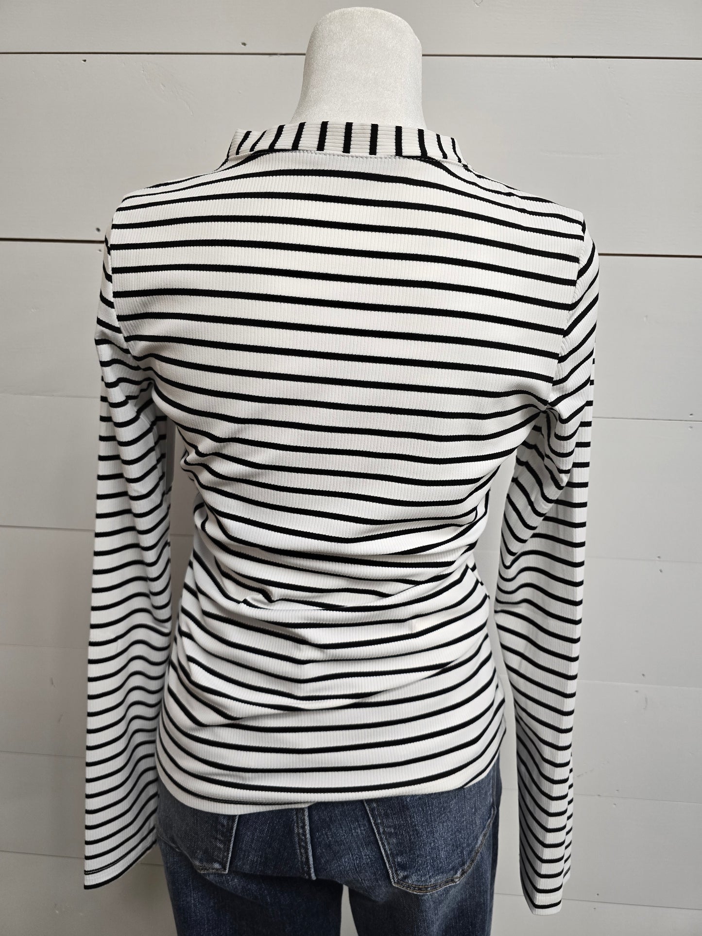 White/Blk Stripe Fitted Top