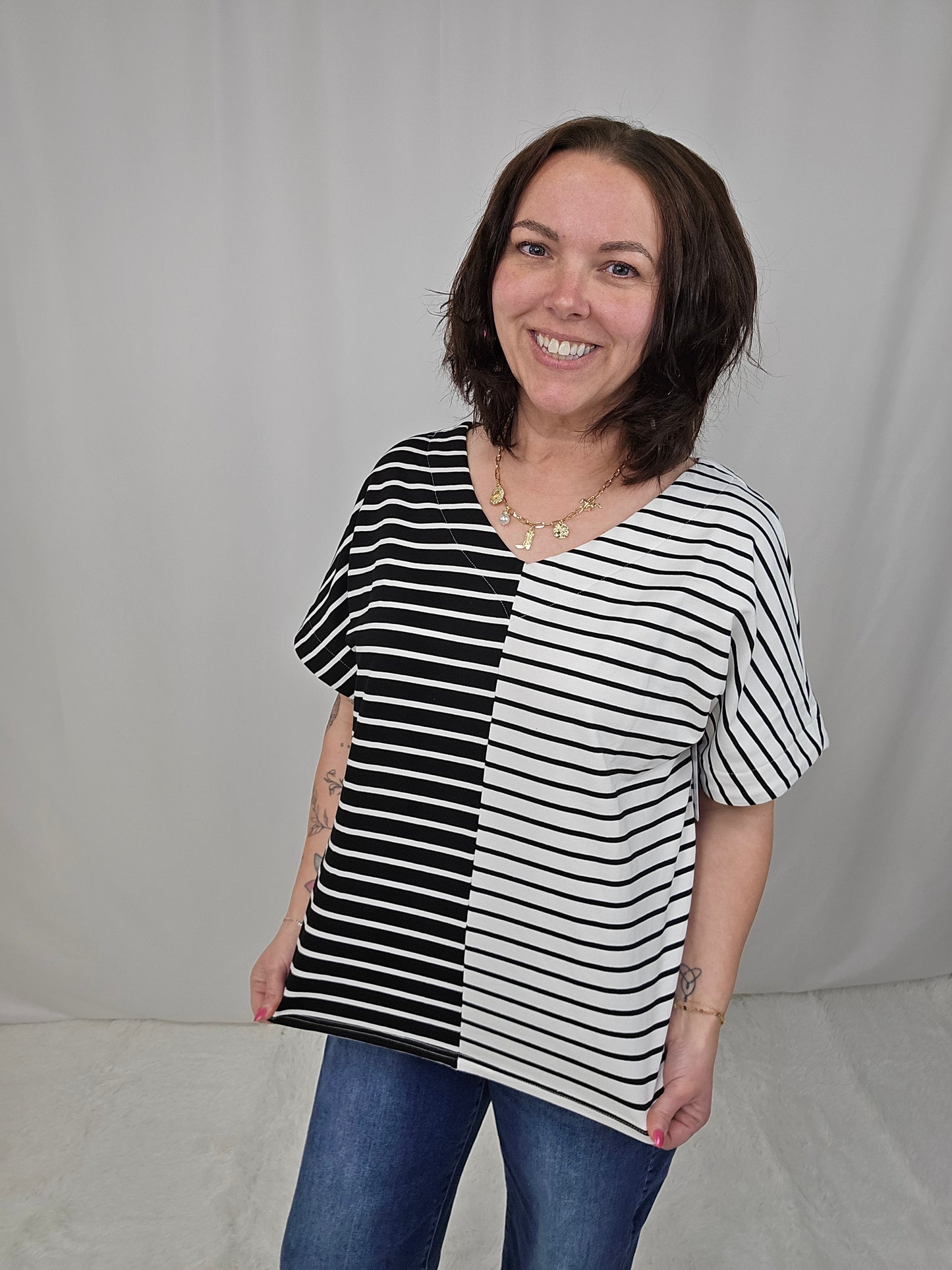 Black/White Stripe Top